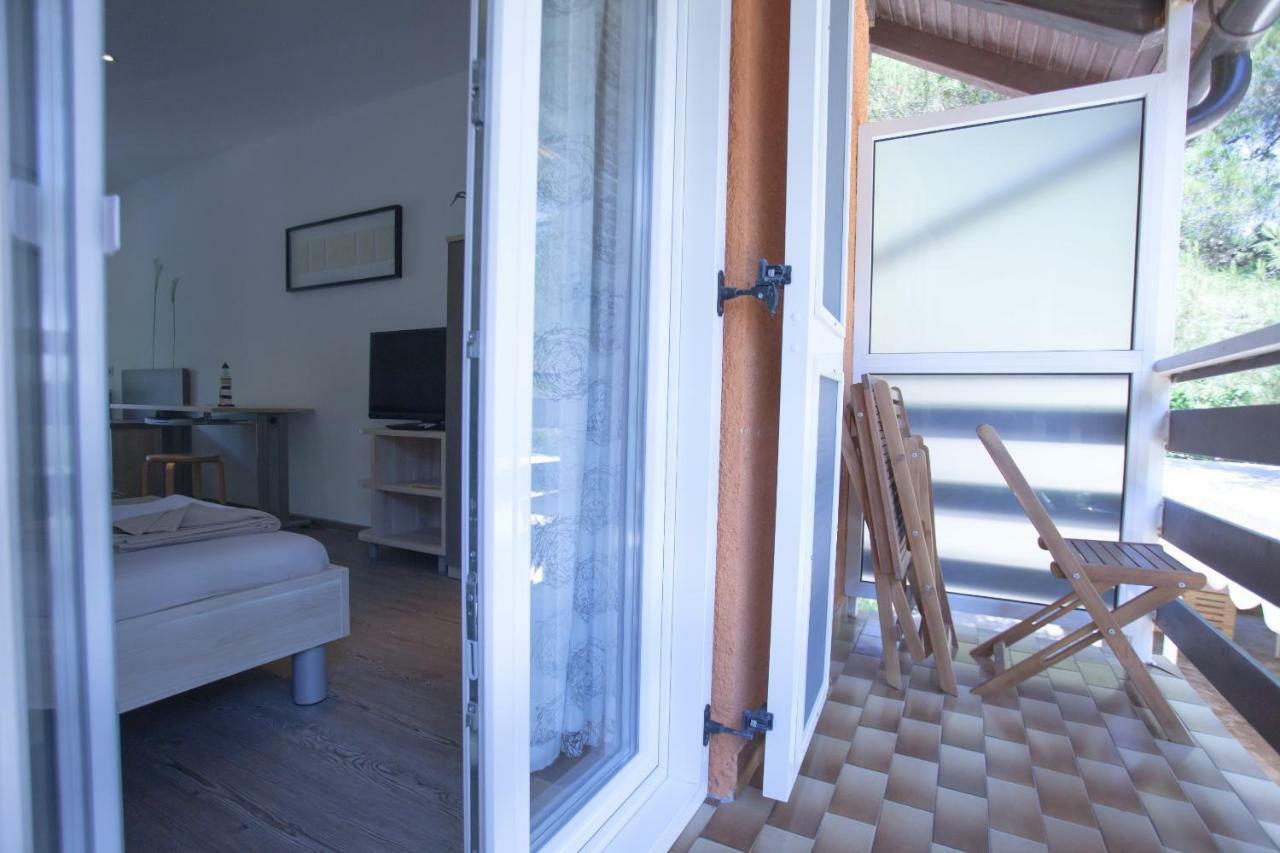 Studio Apartment - Seaview Premantura Ngoại thất bức ảnh